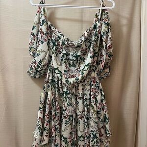 🔴 Essue Multicolor Floral Mini Dress Size Small Off the Shoulder